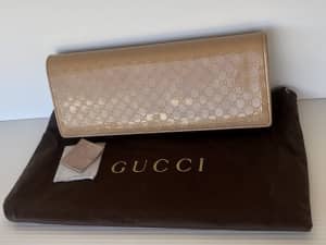Gucci Microguccissima Patent Leather Broadway nude large Clutch