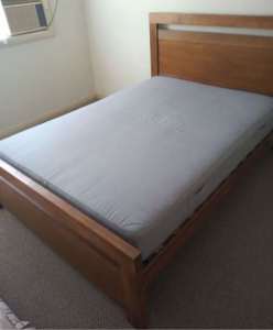 Can deliver - Double bed with mattress