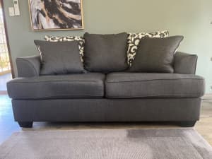 Eureka 2.5 seater sofa