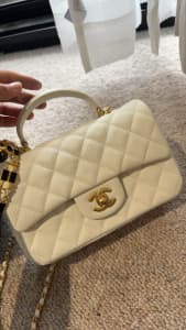 New-Chanel classic flap with handle snow white