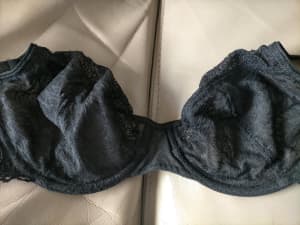 Sexy black Berlei Bra, size 12C