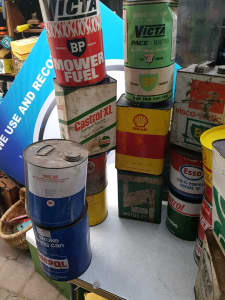 Shell,esso,mobil,Castrol and other tin collection 16 tins sell thelot 
