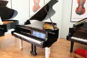 Yamaha C3 Refurbished Grand Piano (SN4130046)