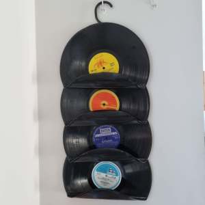Magazine Rack: Hand-made from old LPs (Vinyl records)