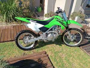 KLX 140R for sale as new