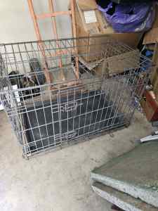 Dog crate strong pick up from rivervale $30