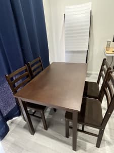 5pc dining set from Amart for sale
