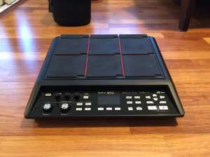 Roland SPD-SX Sampling / Drum Pads with Quilted Dust Cover