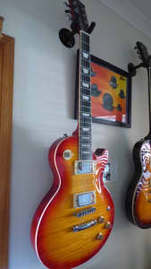 LP 59 Artist Guitar Gibson Style Wilkinson Pic ups Mahogany Body Mint