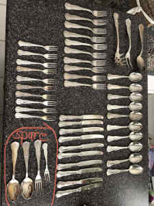 Silverware cutlery set for 10