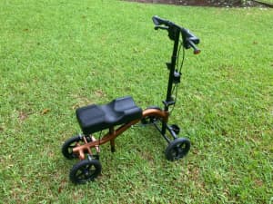 Nova knee scooter in good condition