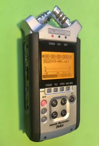 ZOOM H4N audio recorder, good condition.