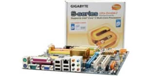 Gigabyte GA-G33M-DS2R Socket LGA775 PC Motherboard