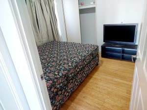 Room for rent in Truganina $550/month including utilities