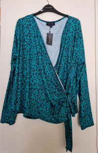 Dorothy Perkins turquoise animal wrap long-sleeve top - Size 18 BNWT