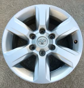 Toyota Hilux / Prado SR5 17 inch mag wheel