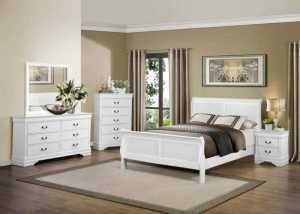Hot Sale!!!!!! Brand New Mayville King Bed in White