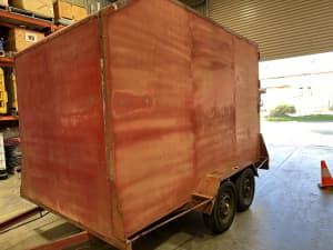 Enclosed Trailer tandem furniture moving van storage shed