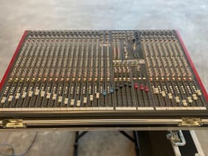 Allen & Heath ZED428 28 channel analogue mixing desk with road case