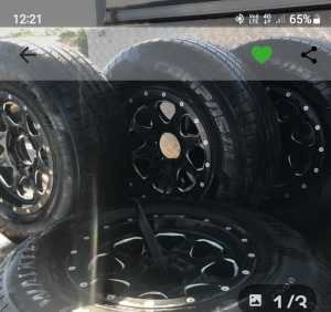4X4 RIMS AND TYRES EXCELLENT CONDITION 