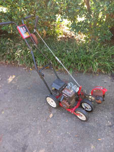 MTD 4 Stroke Briggs and Stratton Lawn Edger, Not Working, Suit Parts