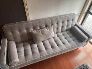 Free sofa which can turn into a day bed