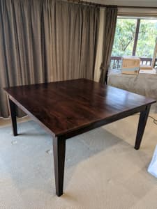 Solid timber table 1500x1500