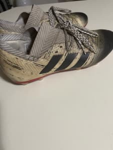 Size US 5 Football boots 
