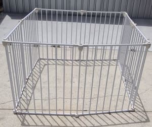 8 Panel Deluxe Universal Hearth Gate/ Play Pen