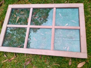 Colonial cedar window - six panel