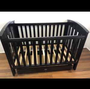 Boori Country Collection Cot, drawer and Change table