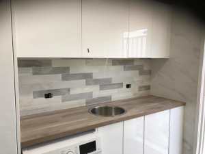 ARE YOU LOOKING FOR A TILER?? GET A QUOTE NOW!!