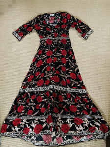 Gorgeous Arnhem Size 8 Dress