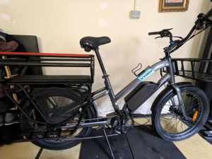 Electric cargo bike near new - Vyron hauler