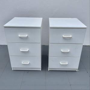 2 x Bedside Tables White 3 Draws