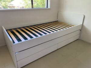 IKEA Trundle Bed