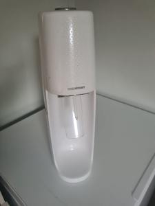 SodaStream Spirit with gas, bottles and syrup