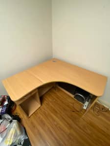 Wooden Curved Corner Desk