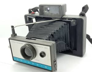 Polaroid 210 land camera, vintage