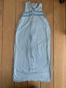 2 x Woolbabe 3 season sleeping bag 
