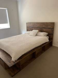 Smart queen bed with mattress