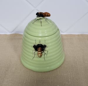 HONEY JAR with BEES VINTAGE GREEN CERAMIC with LID RARE COLLECTABLE