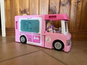 Barbie Campervan