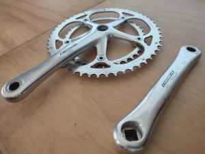 Campagnolo chorus 10 speed crankset with 52/39 teeth & 172.5mm length 