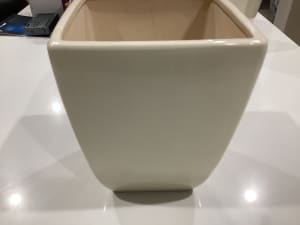 Ceramic pots cream indoor pot, great for plants 🪴 