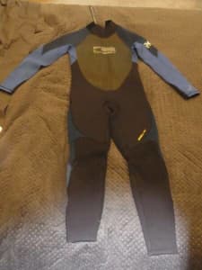 Oneil wet suit size 12
