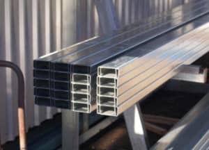 DOWNGRADE PURLINS C10015 - 6.1 MTS LONG - 500 AVAILABLE