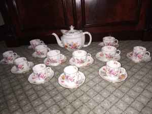 Royal Crown Derby Posies teapot with 12 cups and saucers