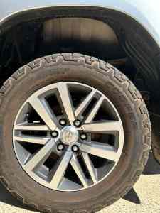 Toyota hilux rims and tyres