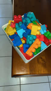 Kids Play blocks multicolour 190 Total